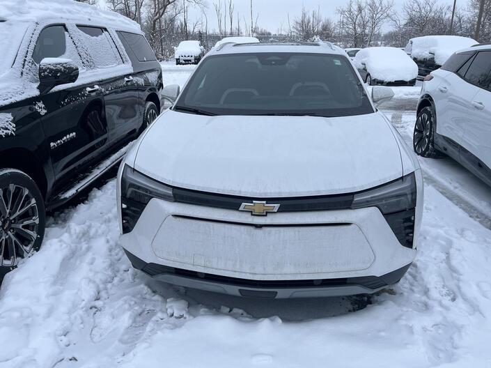 2025 Chevrolet Blazer EV LT FWD Comfort&ConveniencePkg w/Sunroof HtdEvotexSeats HtdSteeringWheel 8-WayPwrDrvrSeat Milwaukee WI